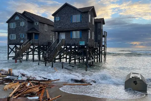 rodanthe house collapses