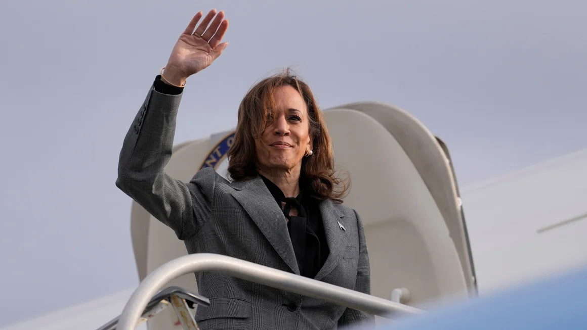 Why Harris Is Considering a Trip to the Border, According to Analysts